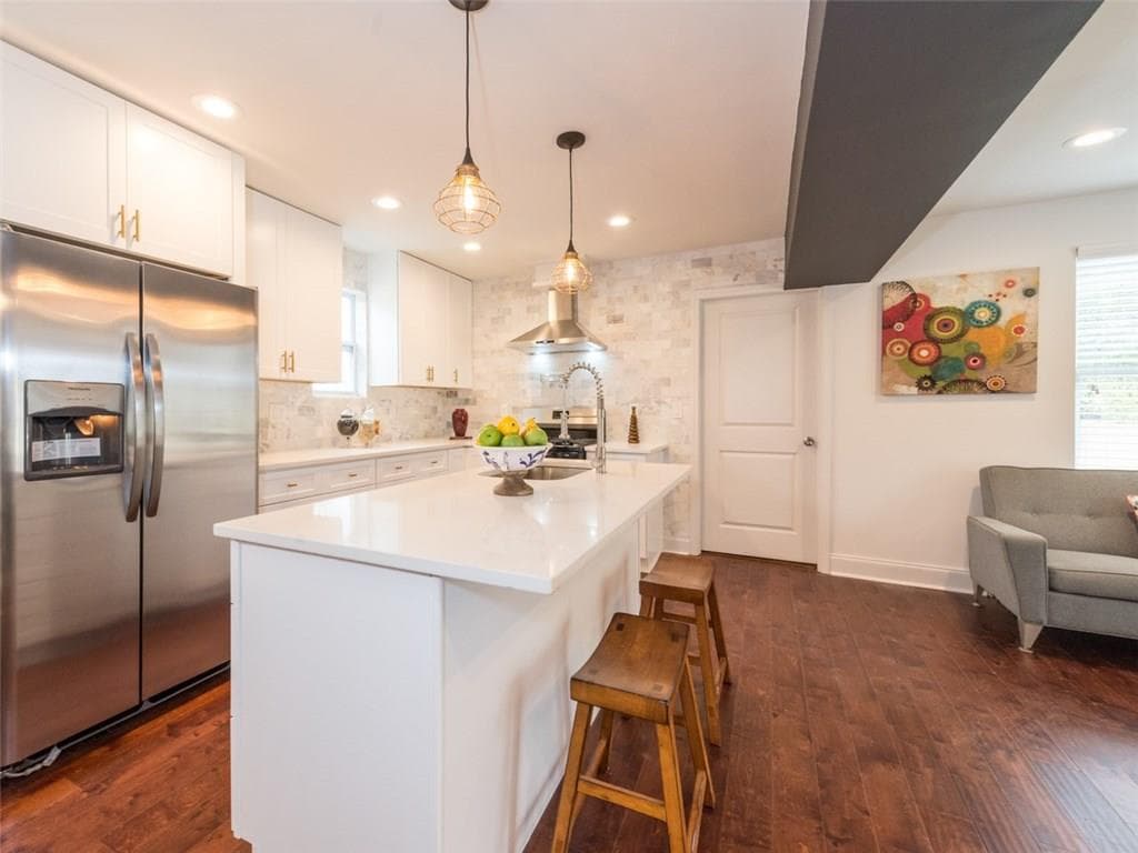 3 bedroom, 1,900 sq ft single family residence sold at 1958 Merle Circle, Decatur, GA 30032