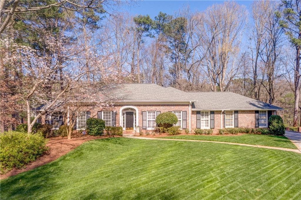 4 bedroom, 4,098 sq ft single family residence sold at 4681 Tall Pines Drive, Atlanta, GA 30327