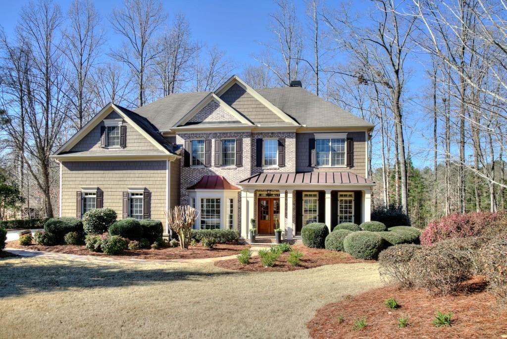 6 bedroom, 5,900 sq ft single family residence sold at 5000 Huntwood Way, Roswell, GA 30075
