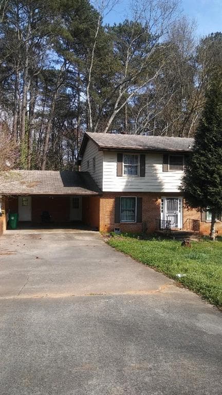 1185 Hunters Glen Drive, Stone Mountain, GA 30083 — most recent listing photo