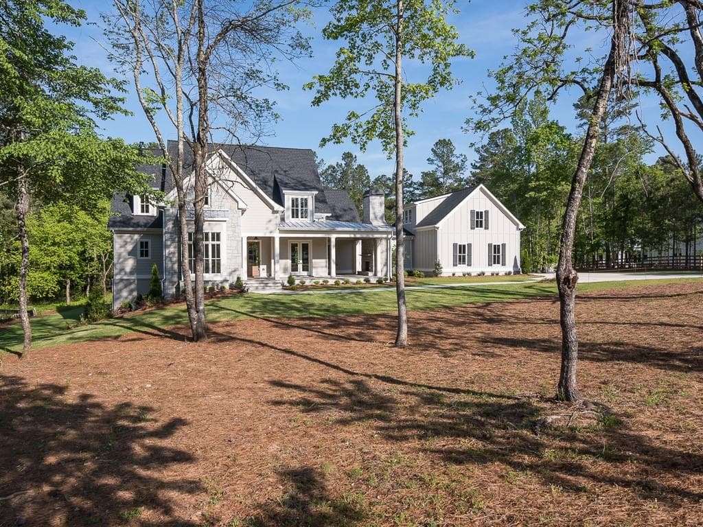 5 bedroom, 4,165 sq ft single family residence sold at 1231 Old Lathemtown Road, Canton, GA 30115
