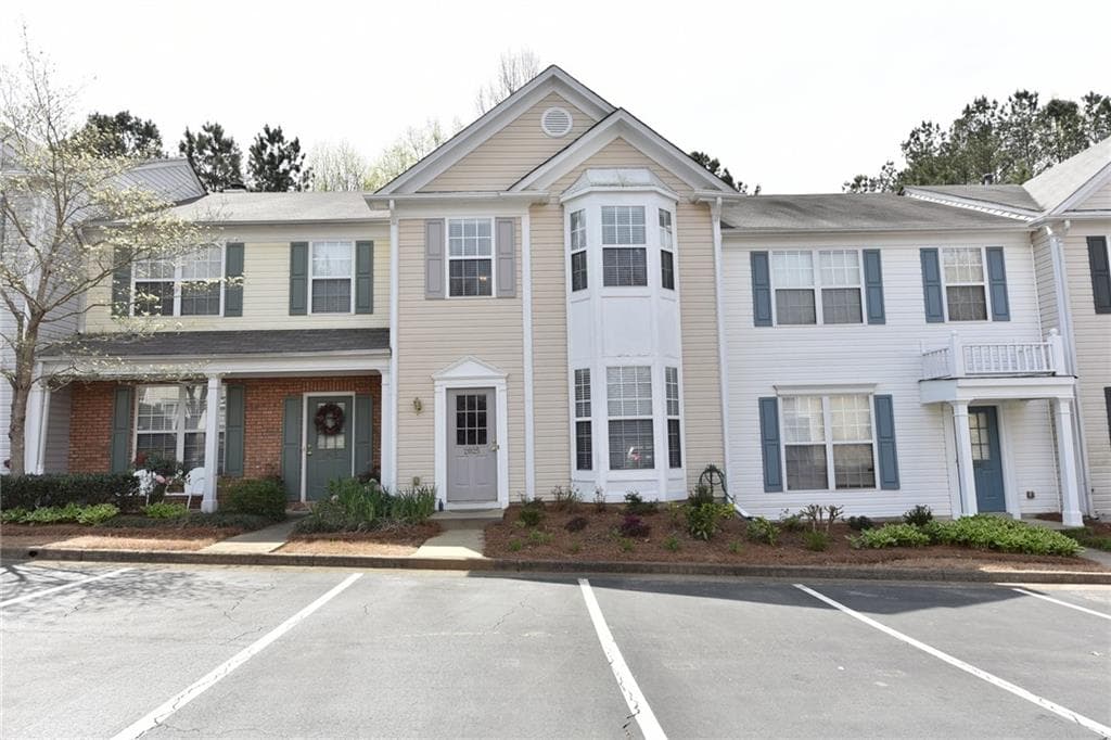 2025 Whitestone Place, Alpharetta, GA 30005 — most recent listing photo
