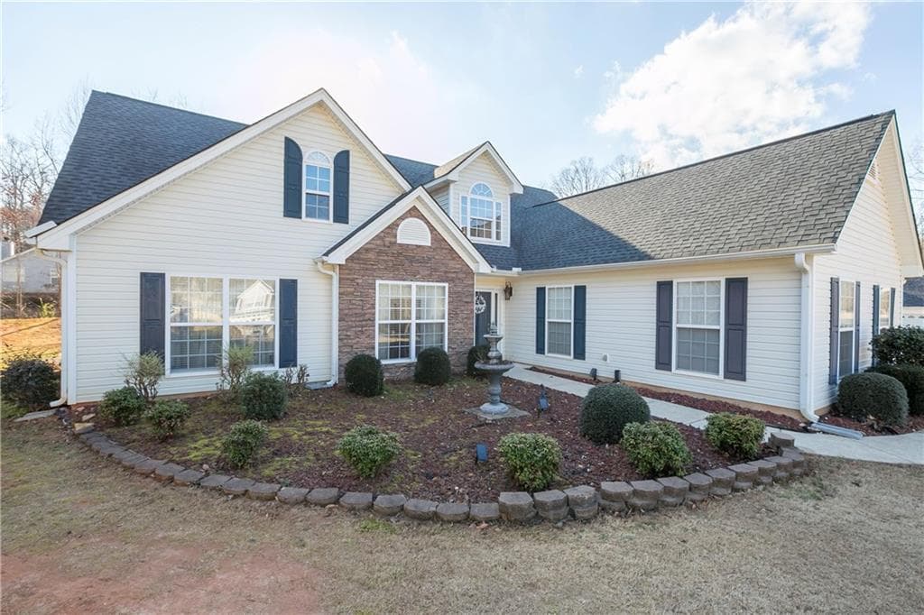 3243 Cavalier Circle, Gainesville, GA 30506 — most recent listing photo