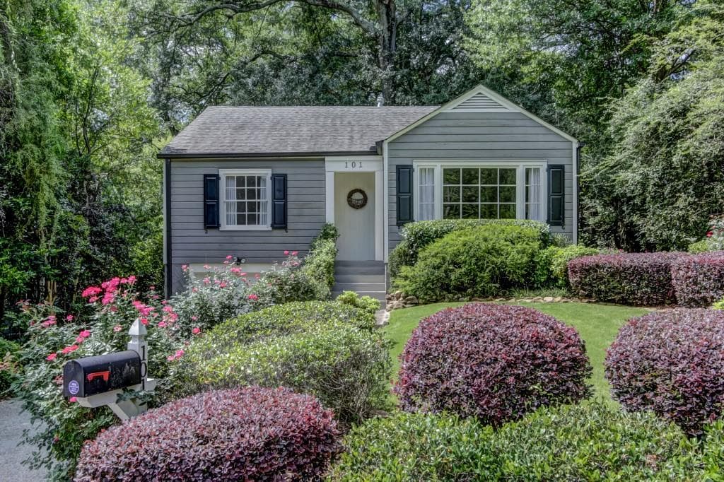 2 bedroom, 1,450 sq ft single family residence sold at 101 Mobile Avenue, Atlanta, GA 30305