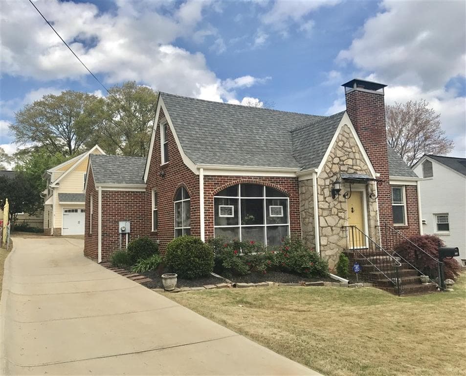 3 bedroom single family residence sold at 808 E Ponce De Leon Avenue, Decatur, GA 30030