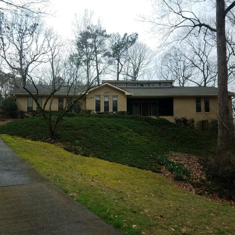 4 bedroom, 2,903 sq ft single family residence sold at 320 Landfall Road, Atlanta, GA 30328