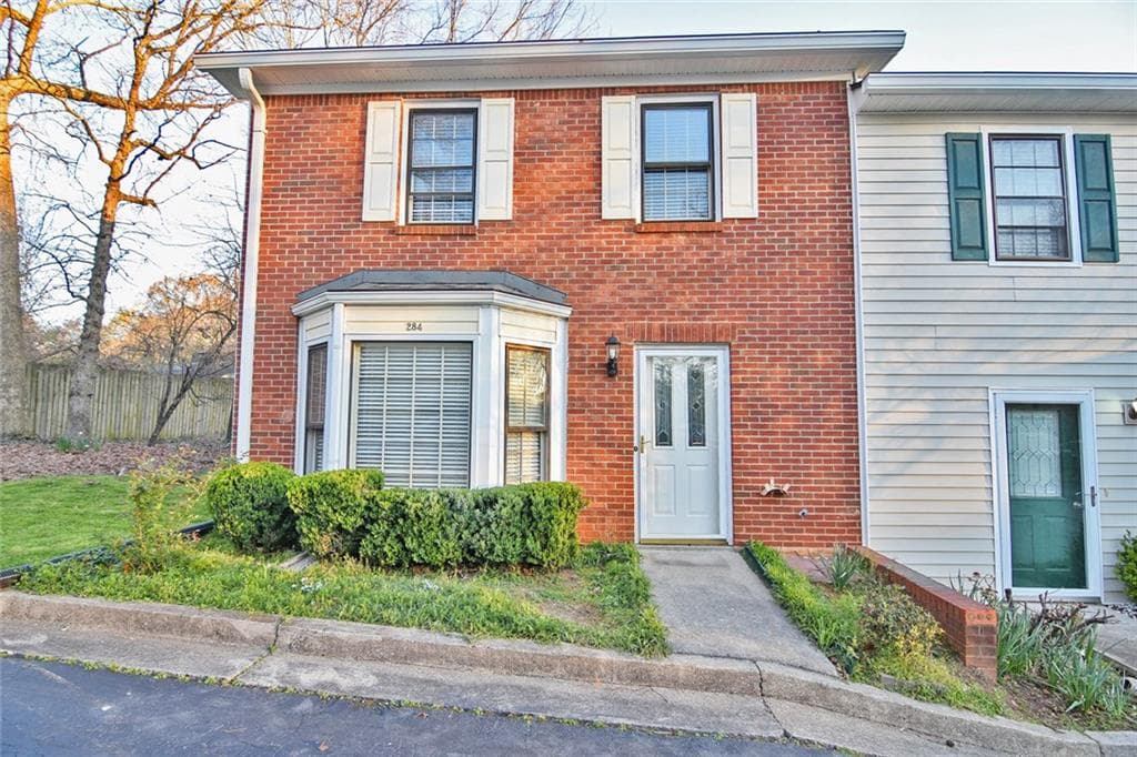 2 bedroom, 1,244 sq ft condominium sold at 284 Shaded Oaks Lane, Marietta, GA 30067