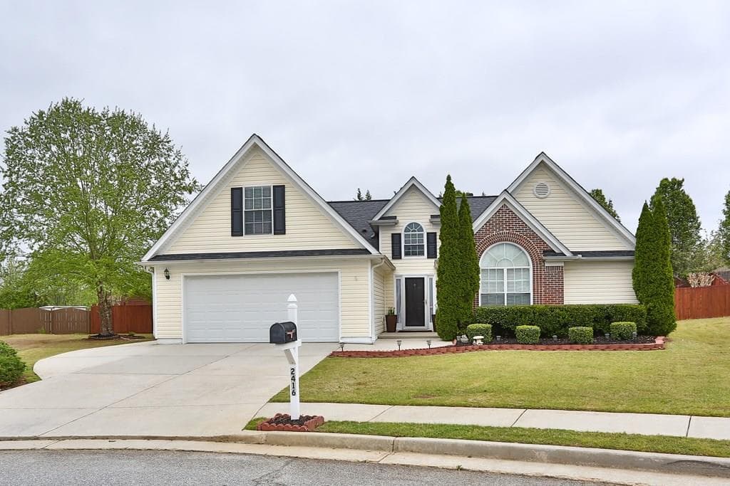 3 bedroom single family residence sold at 2416 Battery Pointe, Lawrenceville, GA 30043