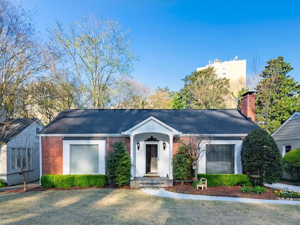 4 bedroom, 2,080 sq ft single family residence sold at 2045 Fairhaven Circle, Atlanta, GA 30305