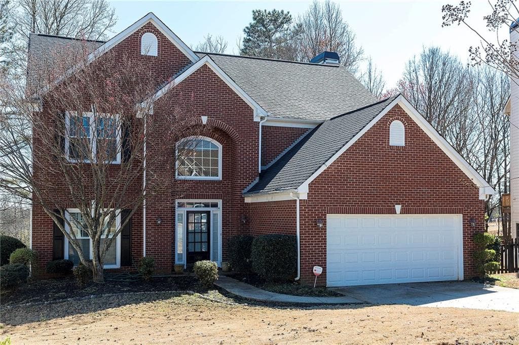 4 bedroom, 2,462 sq ft single family residence sold at 3748 Dunlin Shore Court, Peachtree Corners, GA 30092
