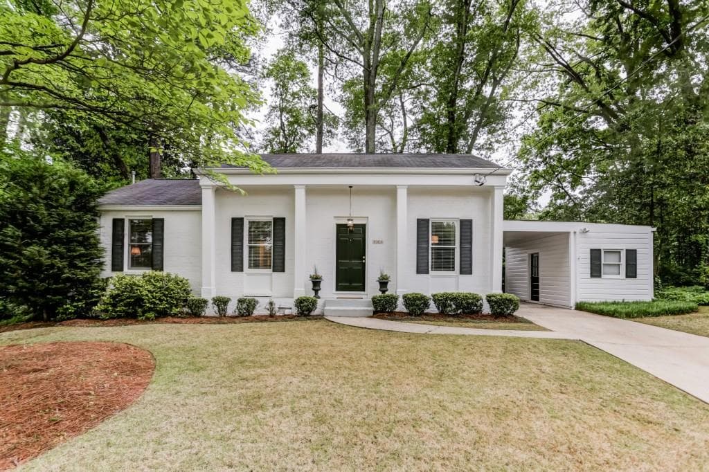 3 bedroom, 1,635 sq ft single family residence sold at 806 Channing Place, Atlanta, GA 30318