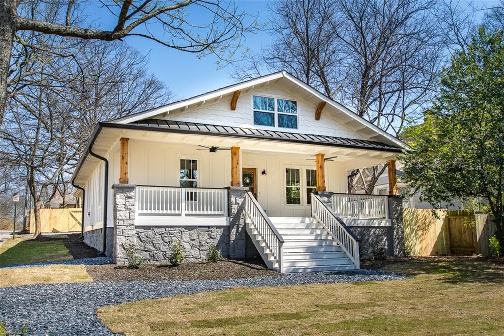 3 bedroom, 1,880 sq ft single family residence sold at 133 Melrose Avenue, Decatur, GA 30030