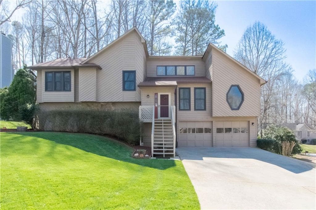 2230 Dawn Court, Suwanee, GA 30024 — most recent listing photo