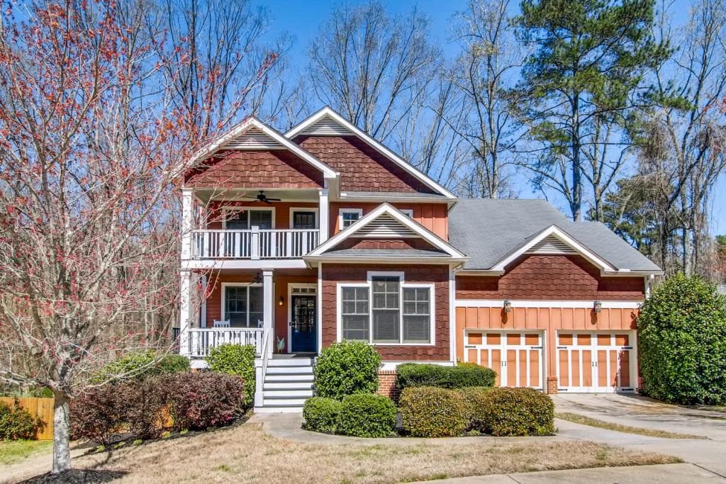 4 bedroom, 4,500 sq ft single family residence sold at 1158 Verandah Lane, Atlanta, GA 30316