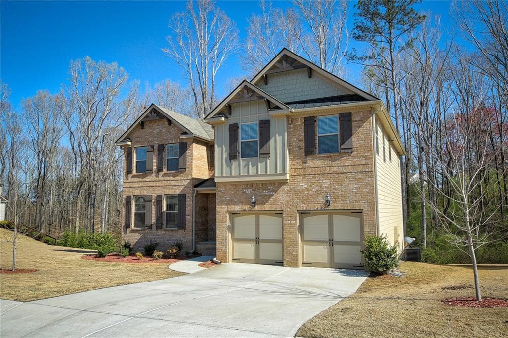 5 bedroom, 3,061 sq ft single family residence sold at 5325 Winding Lakes Drive, Cumming, GA 30028