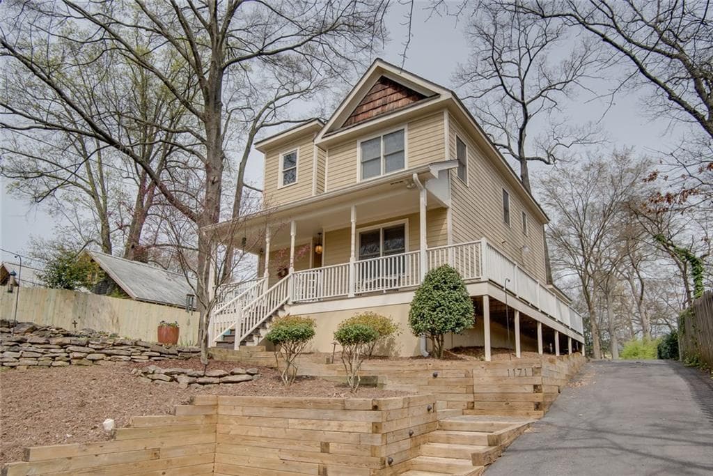 3 bedroom, 2,400 sq ft single family residence sold at 1171 Church Street, Atlanta, GA 30318