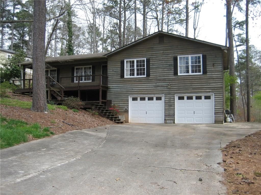 3 bedroom, 1,450 sq ft single family residence sold at 513 River Lakeside Lane, Woodstock, GA 30188