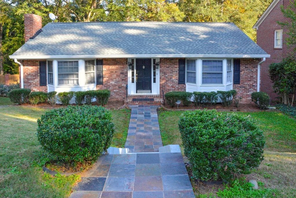 4 bedroom, 1,526 sq ft single family residence sold at 1963 Lebanon Drive, Atlanta, GA 30324