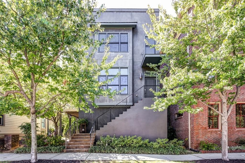 4 bedroom, 2,991 sq ft single family residence sold at 417 Lewis Lane, Atlanta, GA 30316
