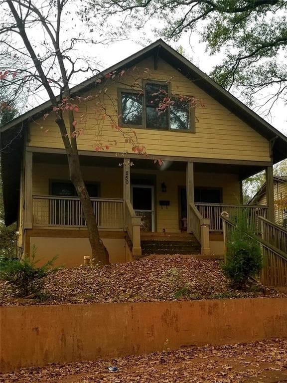 4 bedroom, 2,842 sq ft single family residence sold at 250 Hendrix Avenue, Atlanta, GA 30315