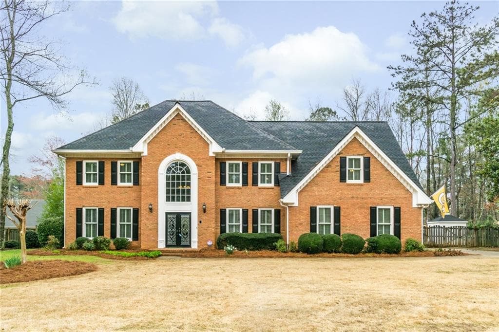 5 bedroom, 3,597 sq ft single family residence sold at 500 Terrace Oaks Drive, Roswell, GA 30075