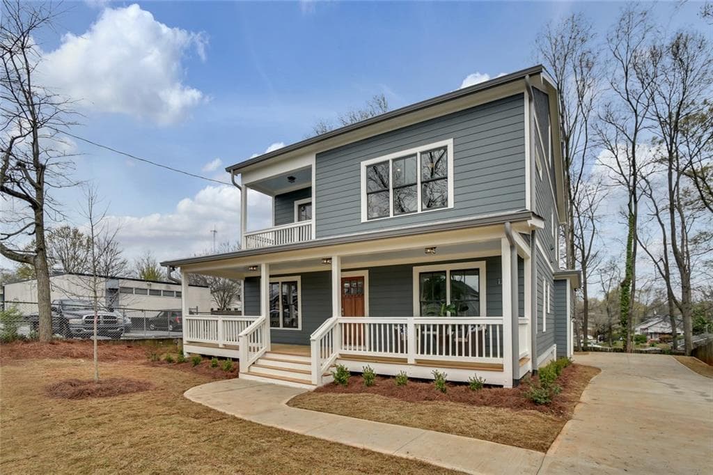 4 bedroom, 2,402 sq ft single family residence sold at 1228 Oak Grove Avenue, Atlanta, GA 30316