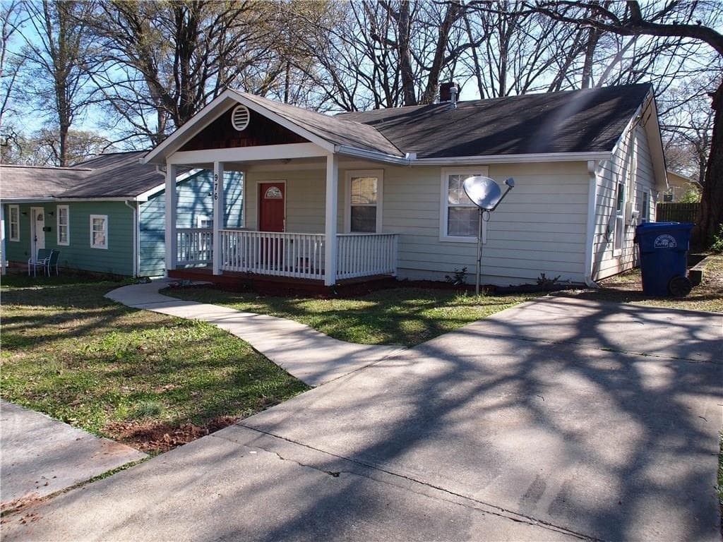 2 bedroom, 905 sq ft single family residence sold at 976 Fern Avenue, Atlanta, GA 30315