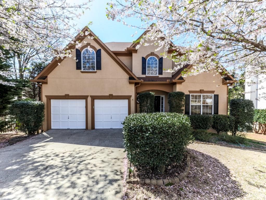 3 bedroom, 2,447 sq ft single family residence sold at 4248 Glenlake Parkway, Kennesaw, GA 30144