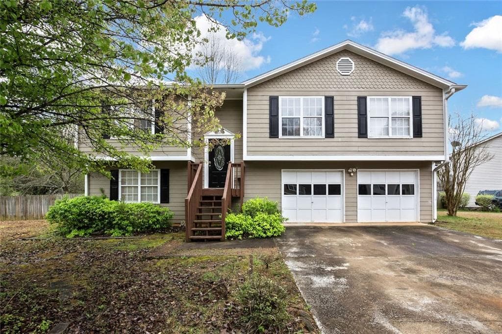 4 bedroom, 1,184 sq ft single family residence sold at 7740 Melanie Drive, Douglasville, GA 30134