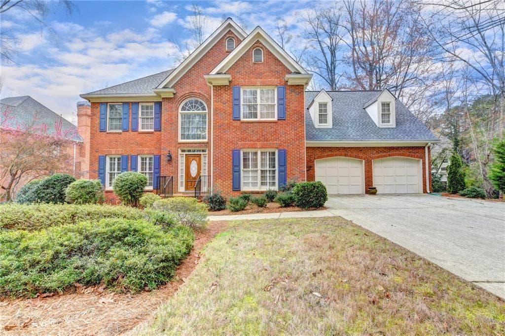 4 bedroom, 2,918 sq ft single family residence sold at 8175 Newport Bay Passage, Alpharetta, GA 30005
