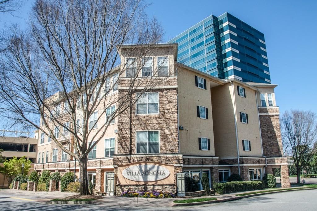2 bedroom, 1,008 sq ft condominium sold at 10 Perimeter Summit Boulevard 4138, Brookhaven, GA 30319