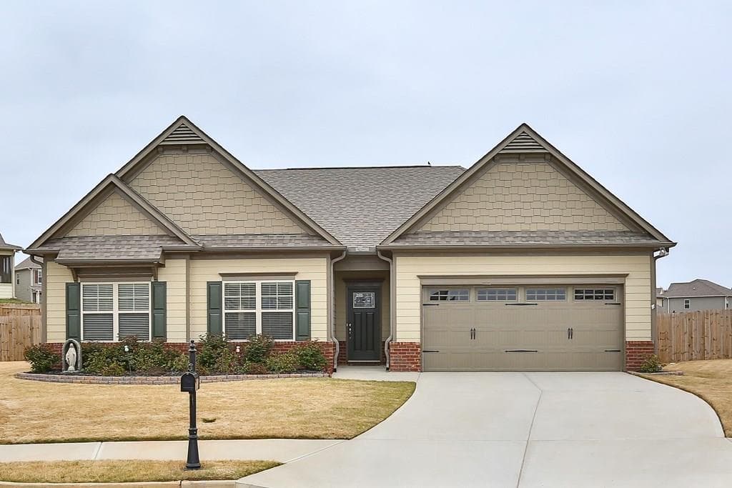 4686 Summerview Drive, Gainesville, GA 30504 — most recent listing photo