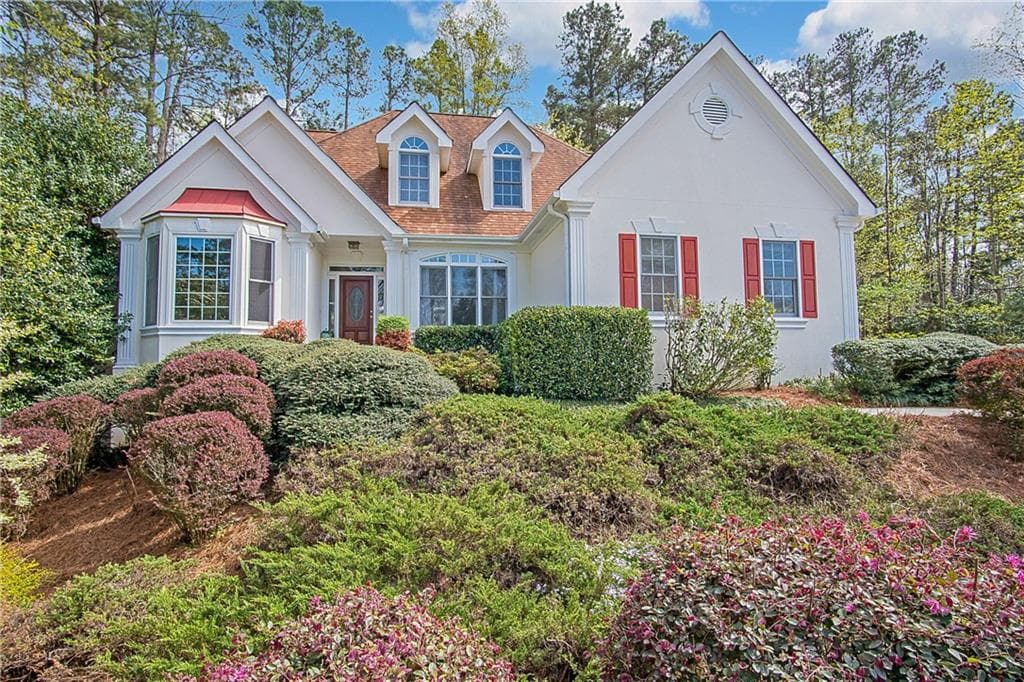 4 bedroom, 5,516 sq ft single family residence sold at 4470 Barony Drive, Suwanee, GA 30024