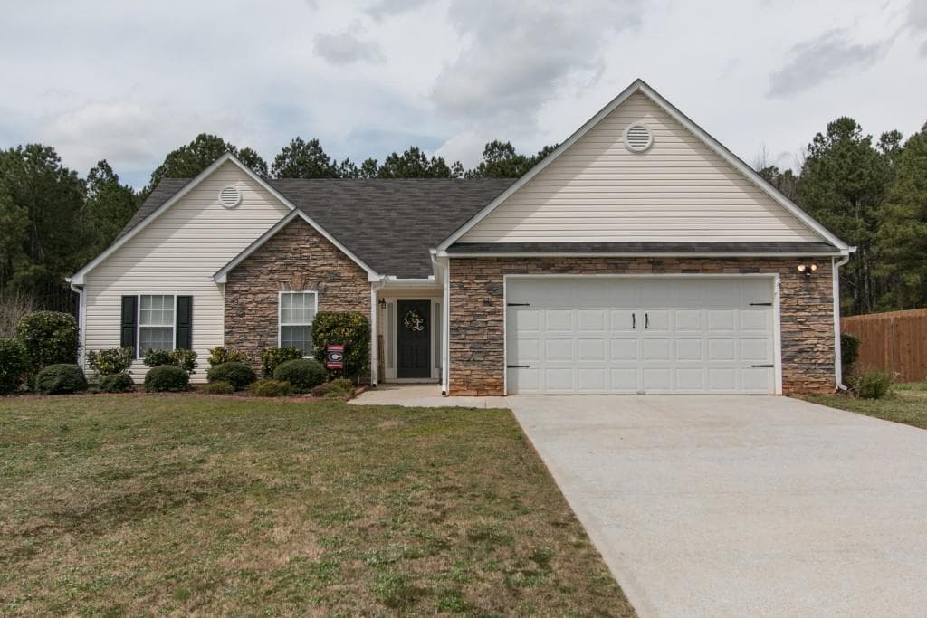 467 Reba Court, Winder, GA 30680 — most recent listing photo