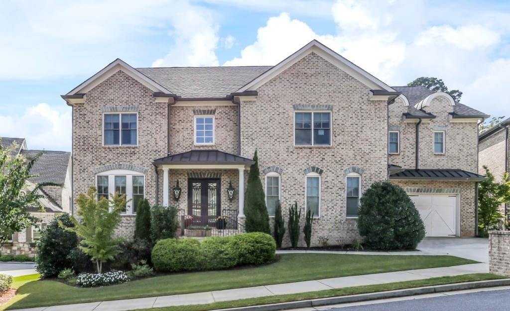 5 bedroom, 6,767 sq ft single family residence sold at 5340 High Point Manor, Atlanta, GA 30342