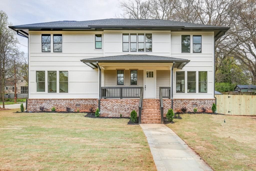 4 bedroom, 2,840 sq ft single family residence sold at 2870 Alexa Avenue, Atlanta, GA 30317