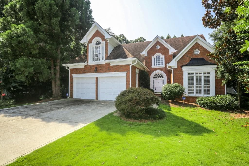5297 Lake View Club, Dunwoody, GA 30338 — most recent listing photo