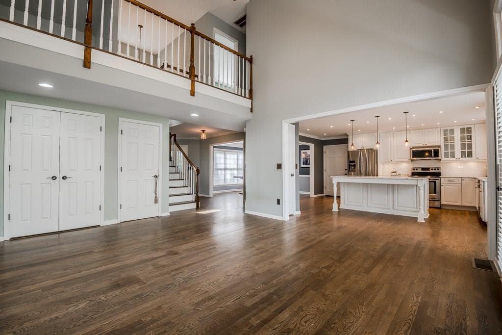 4 bedroom, 3,558 sq ft single family residence sold at 1028 NE Shady Valley Place, Atlanta, GA 30324