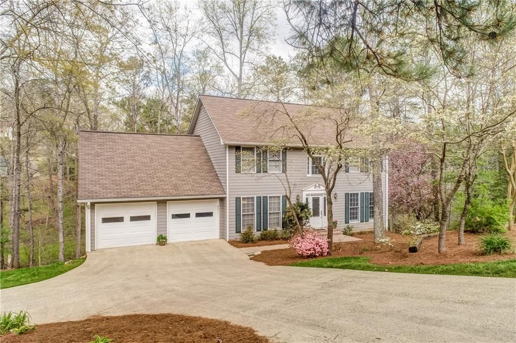 4 bedroom, 3,044 sq ft single family residence sold at 149 Plantation Trace, Woodstock, GA 30188