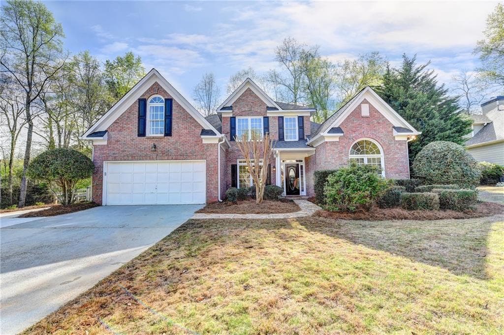 4 bedroom, 2,606 sq ft single family residence sold at 7165 Hartsfield Place, Suwanee, GA 30024