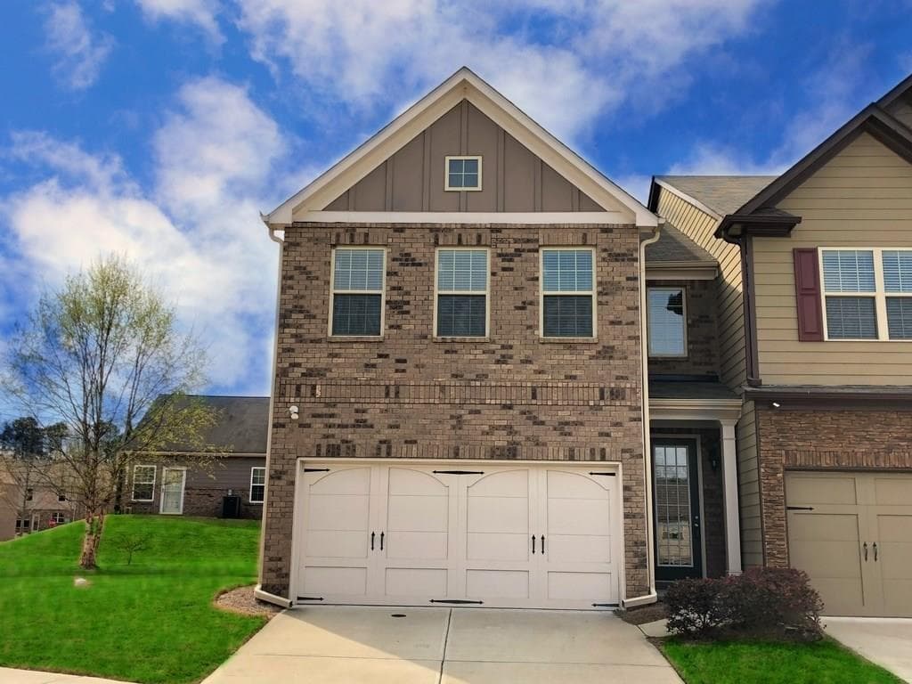3 bedroom, 1,926 sq ft townhouse sold at 2375 Bellyard Drive, Buford, GA 30519