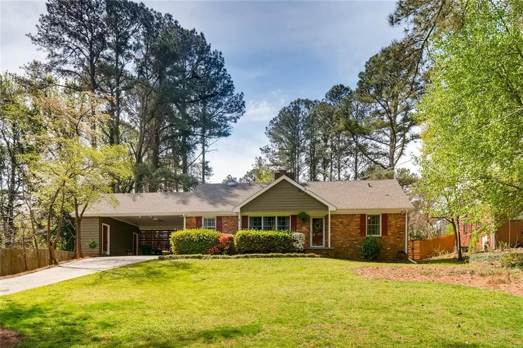 4 bedroom, 2,433 sq ft single family residence sold at 3503 Bowling Green Way, Atlanta, GA 30340