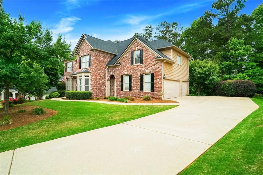 5 bedroom, 4,127 sq ft single family residence sold at 4035 Colt Manor, Cumming, GA 30040