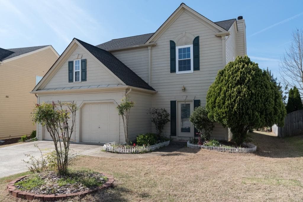 3 bedroom, 1,885 sq ft single family residence sold at 5955 Barrington Lane, Alpharetta, GA 30005