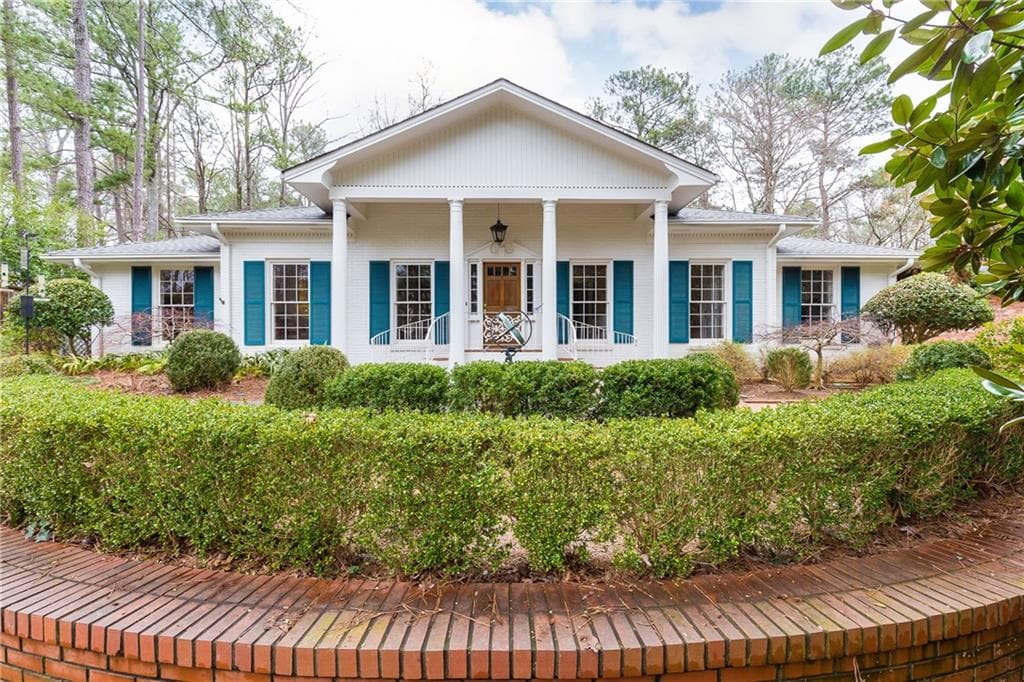 215 Forrest Lake Drive, Sandy Springs, GA 30327 — most recent listing photo