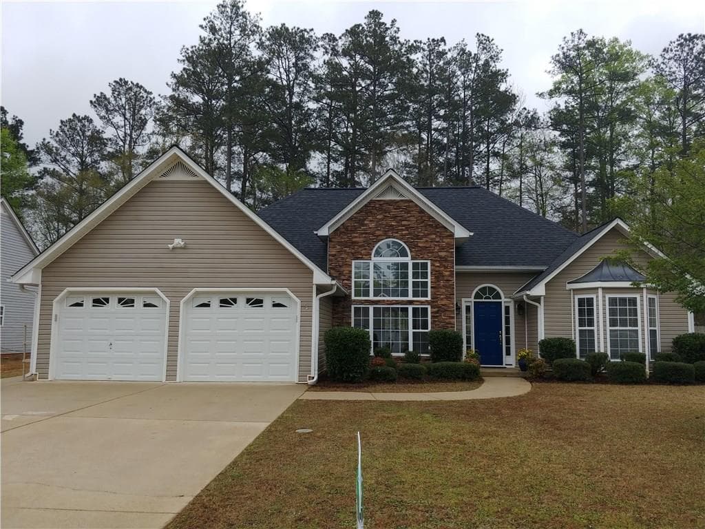 3 bedroom single family residence sold at 102 Colonial Way, Dallas, GA 30157