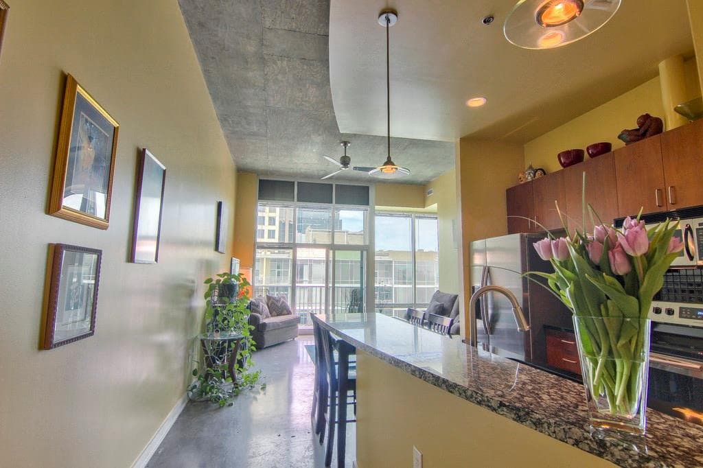 1 bedroom, 849 sq ft condominium sold at 923 Peachtree Street 2022, Atlanta, GA 30309