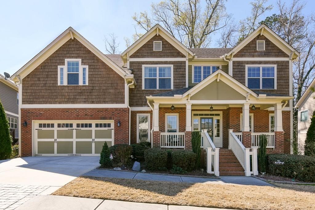 4 bedroom, 4,300 sq ft single family residence sold at 1095 PARKVIEW Court, Smyrna, GA 30080