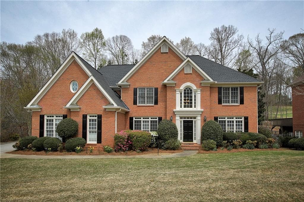 5 bedroom, 4,018 sq ft single family residence sold at 1045 Admiral Crossing, Alpharetta, GA 30005