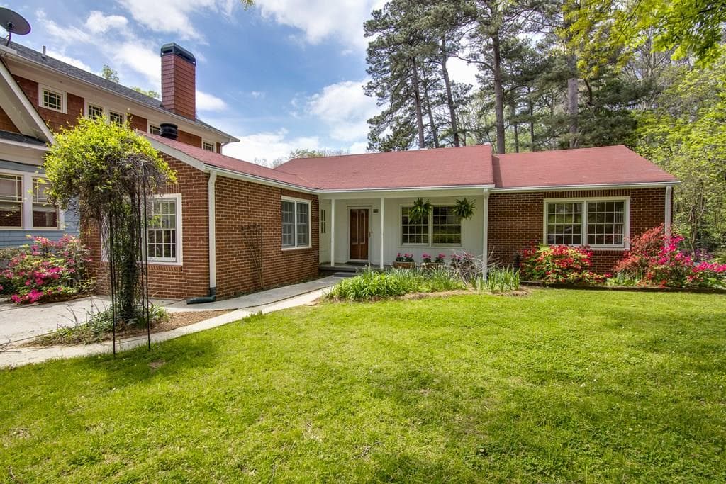 3 bedroom, 1,812 sq ft single family residence sold at 516 Drexel Avenue, Decatur, GA 30030